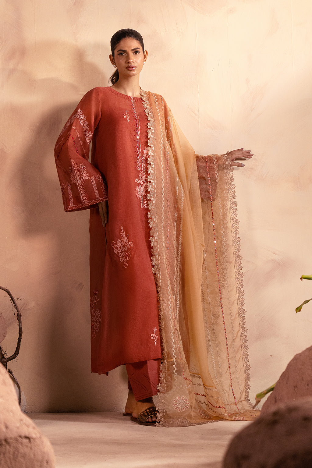 4 PIECE EMBROIDERED PRET - AILA