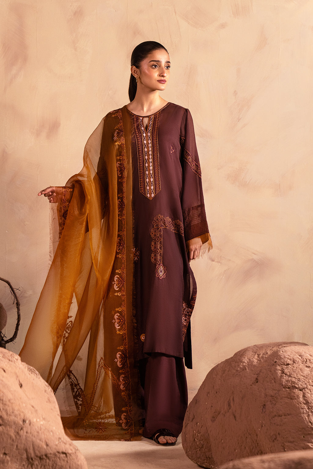 4 PIECE EMBROIDERED PRET - AMANI