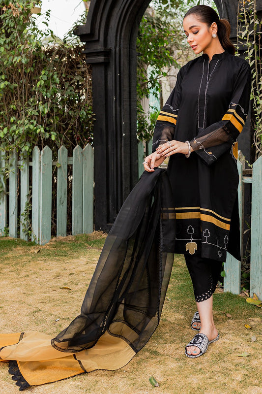 Amyra | Zoya & Fatima